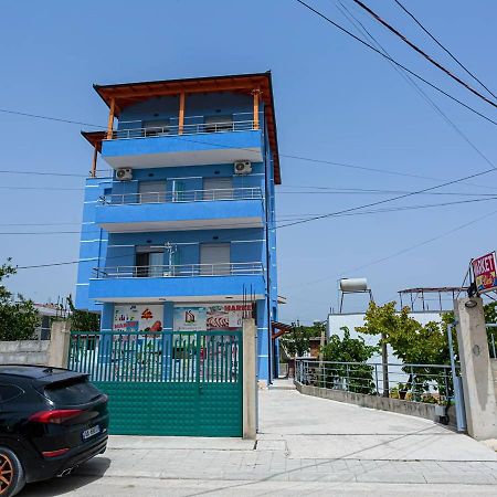 Vila Brilant Vlorë Esterno foto