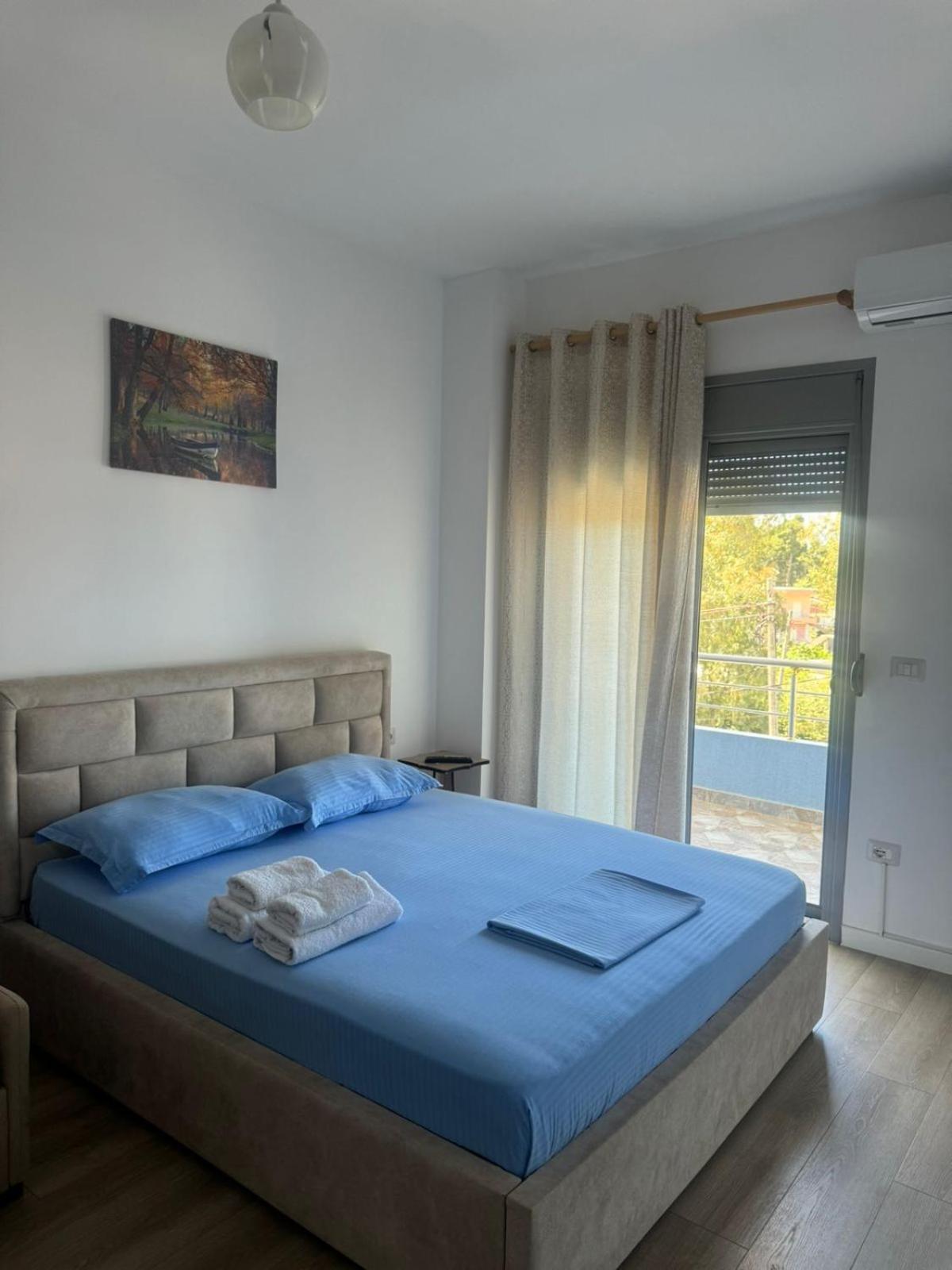 Vila Brilant Vlorë Esterno foto