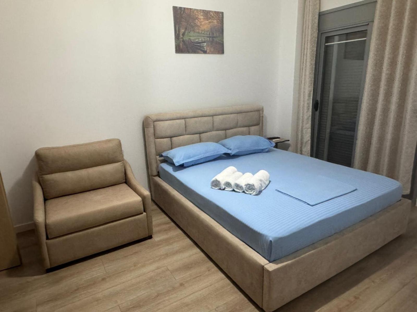 Vila Brilant Vlorë Esterno foto