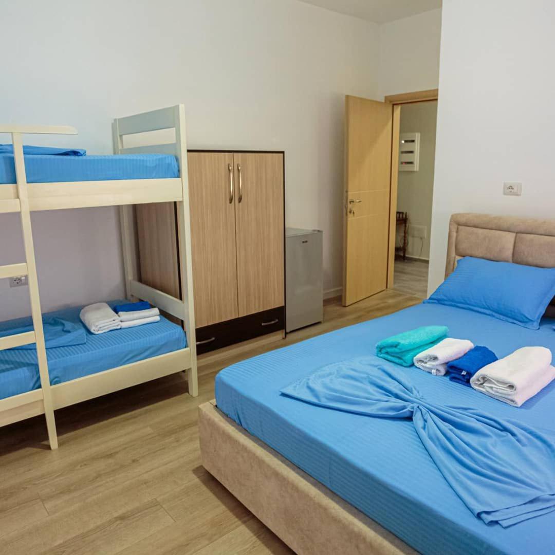 Vila Brilant Vlorë Esterno foto