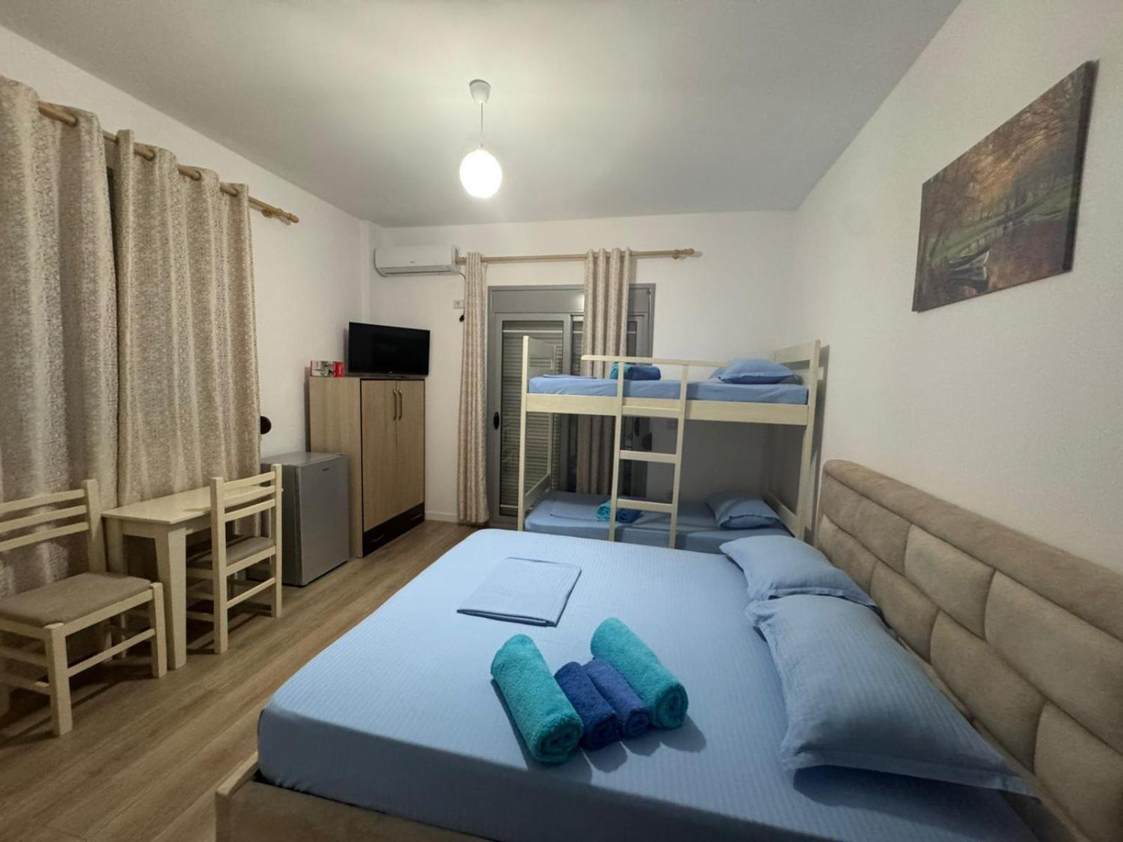 Vila Brilant Vlorë Esterno foto