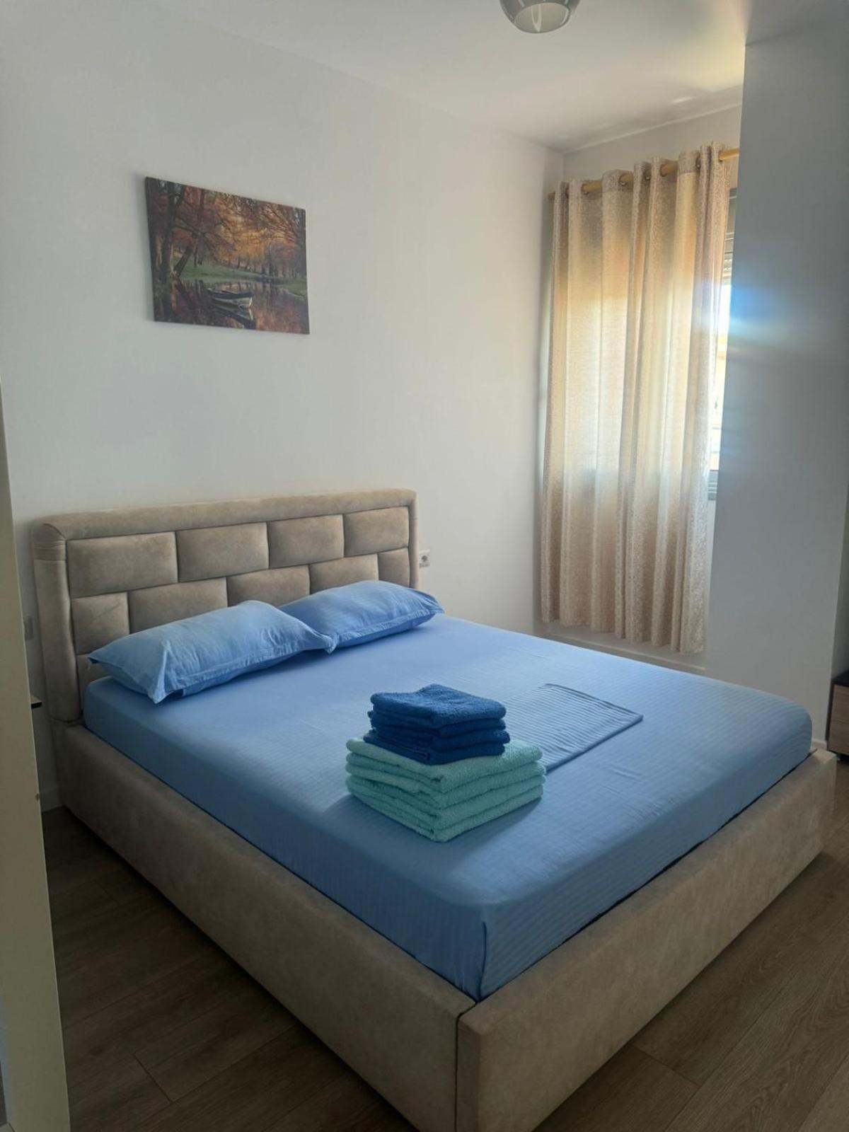 Vila Brilant Vlorë Esterno foto